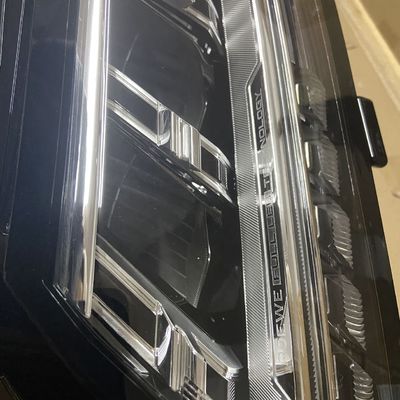 ROEWE SAIC 자동차 펌프 좌측 전등 2018 하이 컨피그 스프링 OE 번호 10558959