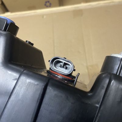 고객 요구 사항을 충족하기 위해 ROEWE RX5 OE 10258351의 왼쪽 안개등