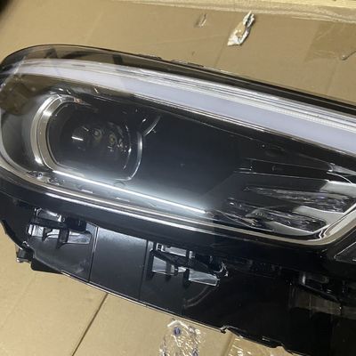 MG ZS 2019 흰색 왼쪽 및 오른쪽 헤드라이트 OE 10550754 자동차 픽업용 MG SAIC 플라스틱