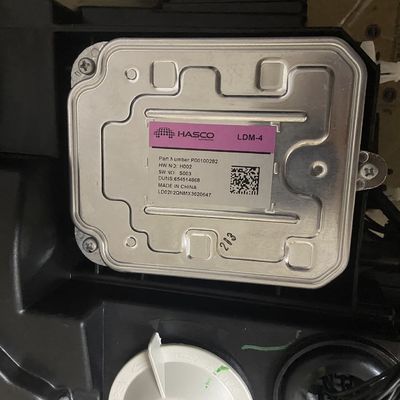 컨디션 - MG GS ROEWE RX5 2018 하이 컨피그 가을 OEM 10634460의 오른쪽 헤드라이트
