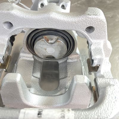 자동차 장비 MG SAIC MG GS OE 10142324에 대한 오른쪽 후방 브레이크 바퀴 실린더