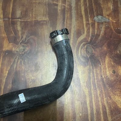 ROEWE RX5 MG GS HS 1.5T 자동차 냉각 시스템에 대한 인터쿨러 튜브 OEM NO 10355187