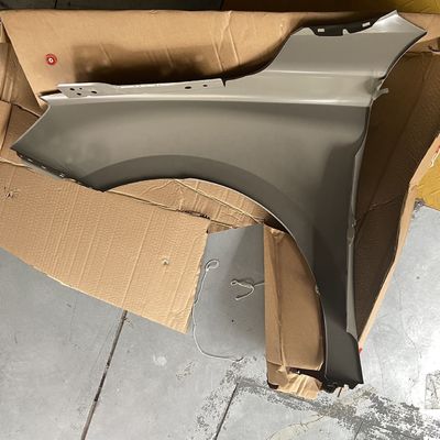 자동차 예비 부품 MG SAIC 자동차 오른쪽 전방 펜더 패널 OEM NO 10766122-SEPP