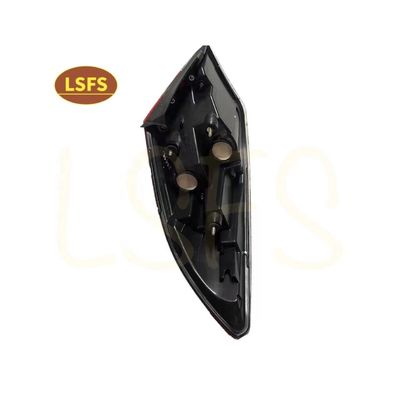 MG5 자동차 장착 오른쪽 후방 꼬리등 OE 30030330 SAIC