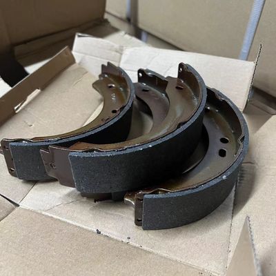 SAIC MOTOR MAXUS V90 수동 브레이크 패드 C00233816