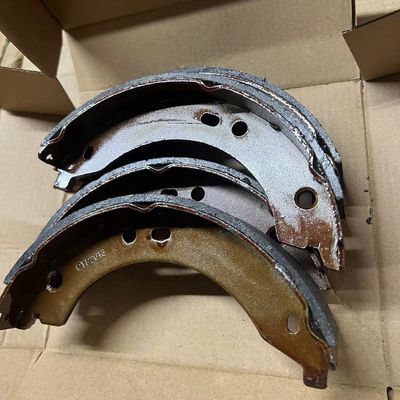 SAIC MOTOR MAXUS V90 수동 브레이크 패드 C00233816