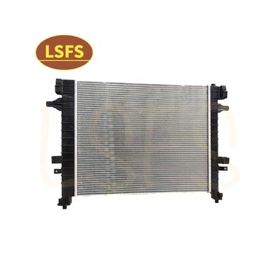 자동차 모델 MG ZS OE NO. 10251943 직접용 콘덴서 라디에이터 물 탱크